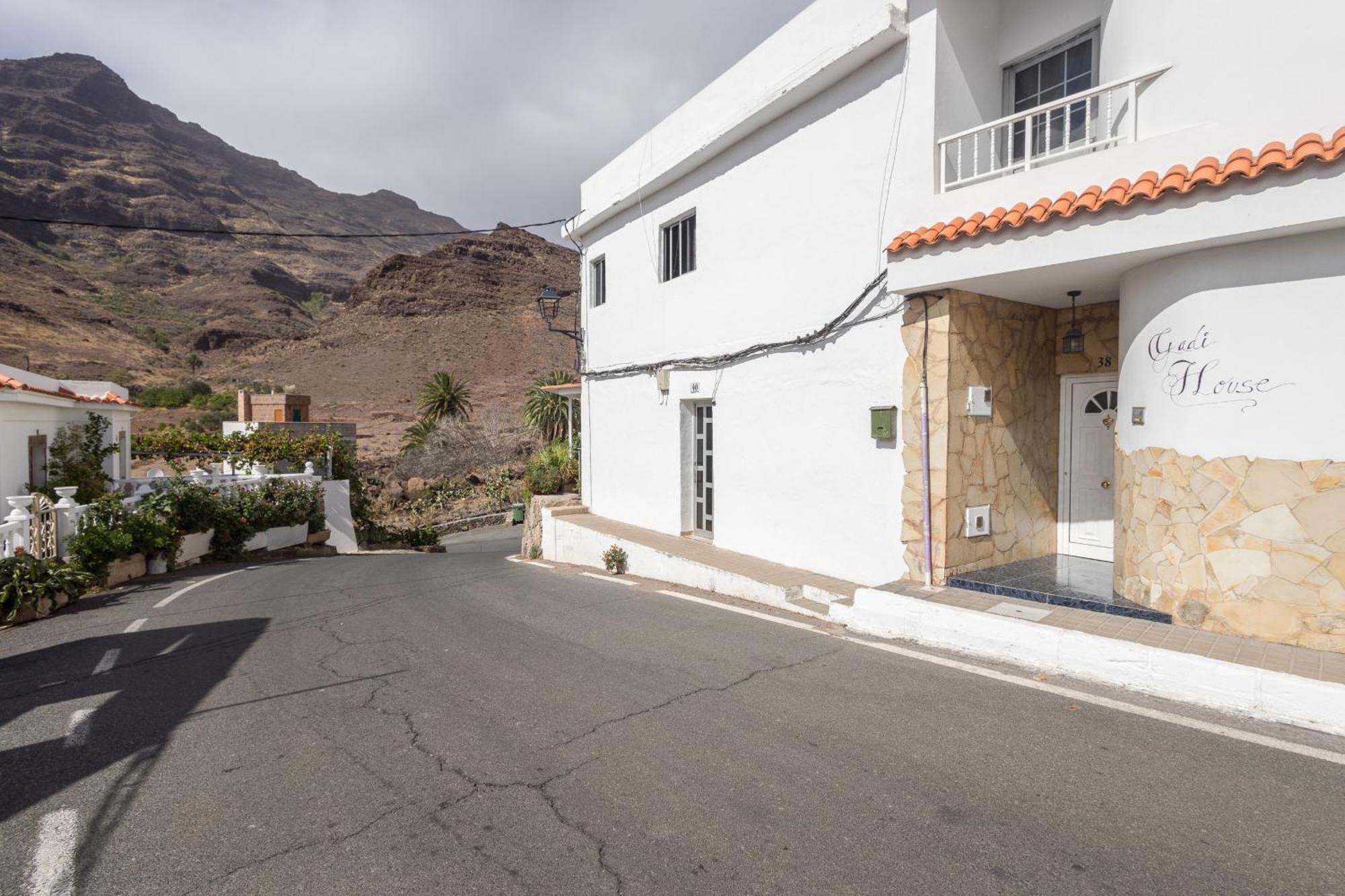 Lightbooking Gadi House Tasarte Terraza Y Barbacoa المظهر الخارجي الصورة