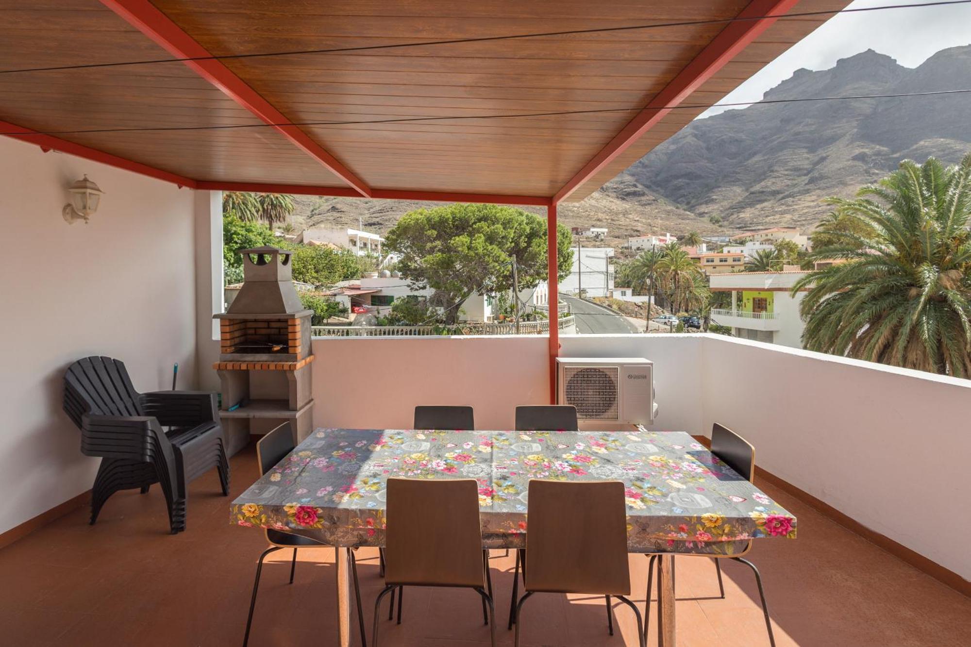 Lightbooking Gadi House Tasarte Terraza Y Barbacoa المظهر الخارجي الصورة